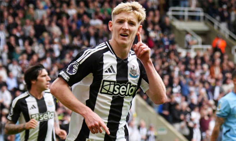 بايرن ميونخ يفكر في التعاقد مع أنتوني جوردون