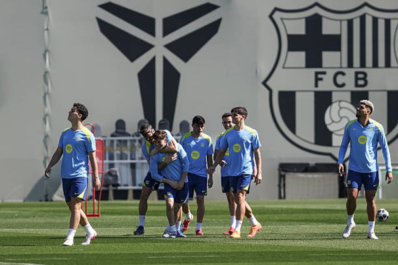 برشلونة يستعيد معظم لاعبيه الدوليين ويستعد لمواجهة أتلتيكو مدريد