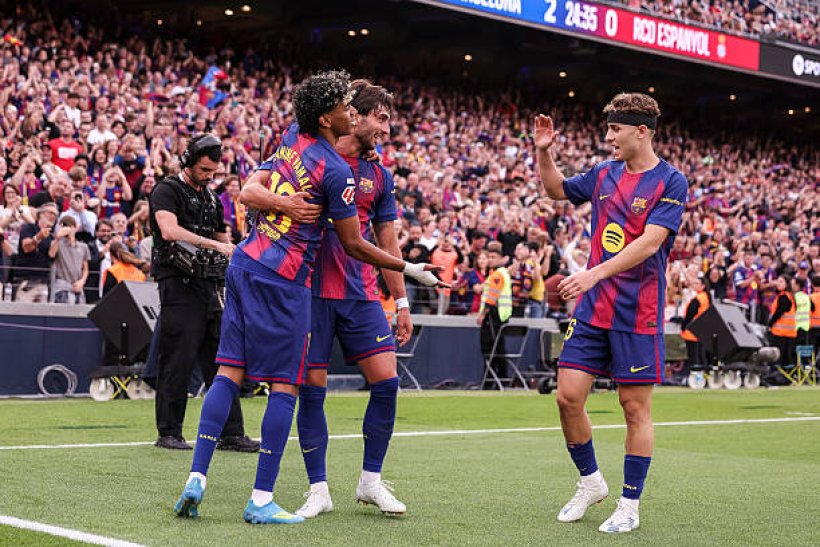 برشلونة يكتسح إسبانيول ويعزز صدارته للدوري الإسباني