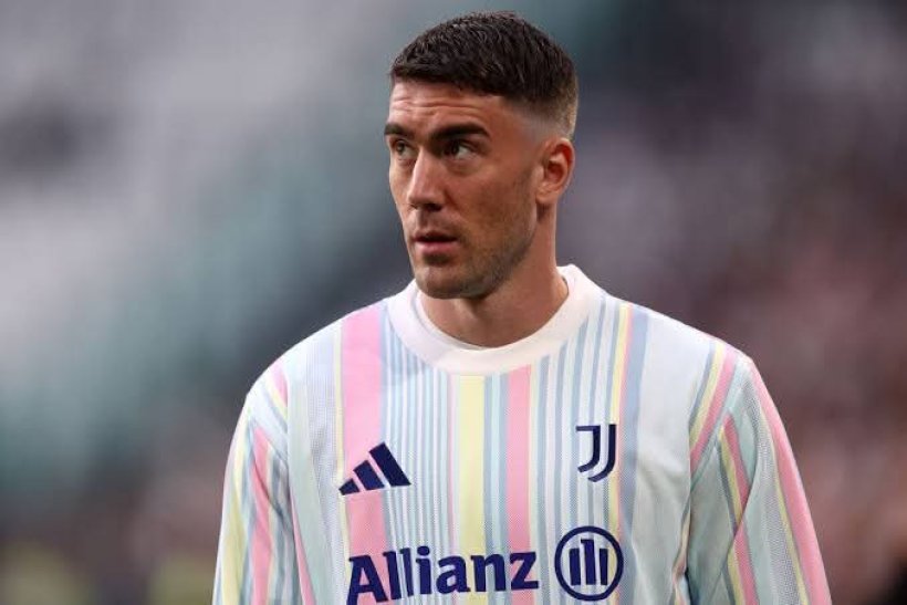 تجديد فلاهوفيتش: مفاوضات معقدة واستراتيجية واضحة في يوفنتوس