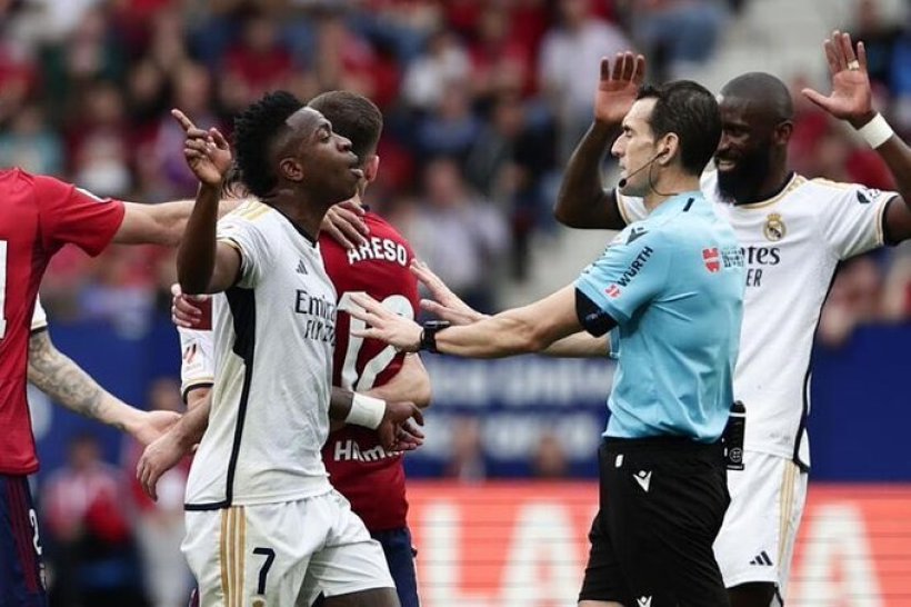 تعيين خوان مارتينيز حكماً لمباراة ريال مدريد وألافيس في الدوري الإسباني