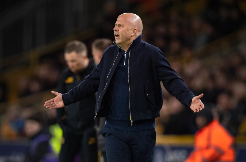 ثلاث مشاكل تهدد ليفربول أمام باريس