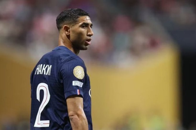 حكيمي: غادرنا ليفربول أحياء ويجب أن نحترم قرار الحكم