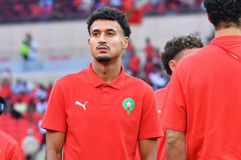 عمر الهلالي ينتقد العنصرية في الملاعب الإسبانية