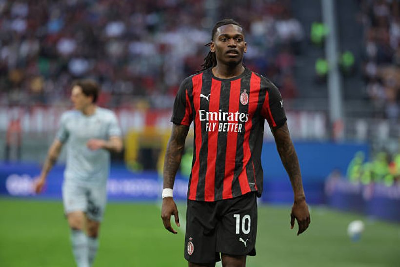 لياو يغازل برشلونة ويثير التكهنات حول مستقبله مع ميلان