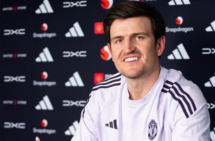 مانشستر يونايتد يجدد عقد ماغواير حتى عام 2027