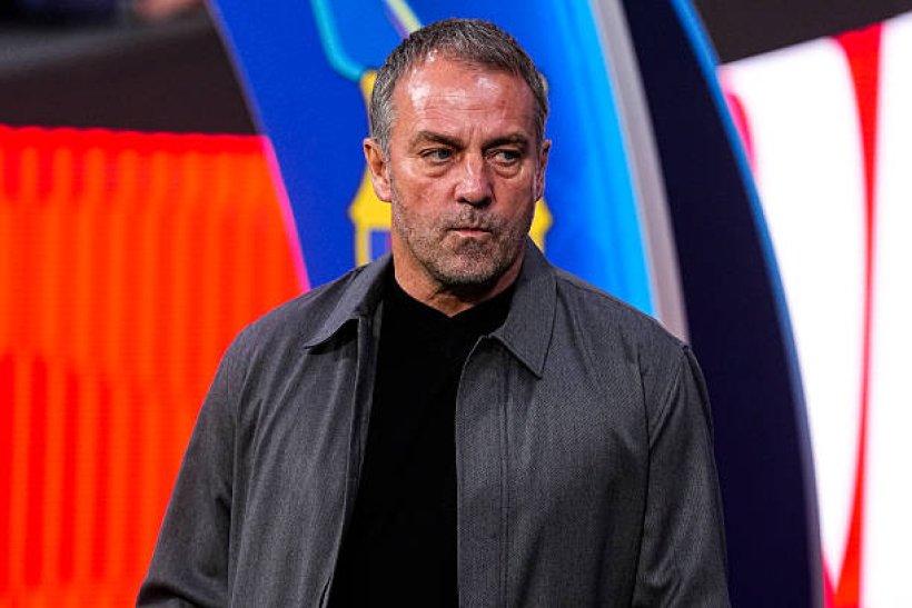 معضلة في خط وسط برشلونة: فليك يبحث عن الشريك المثالي لبيدري