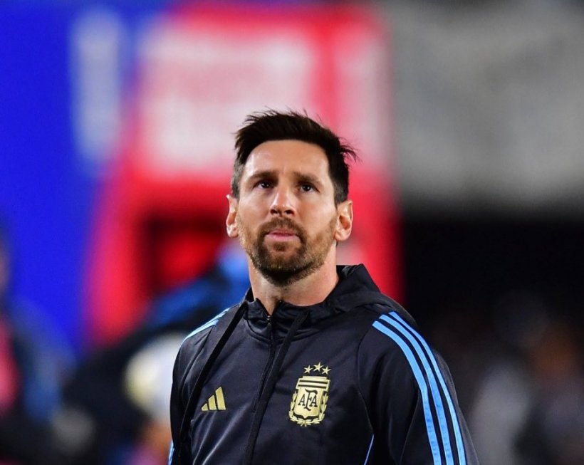 ميسي يدخل عالم الملكية ويشتري نادياً إسبانياً