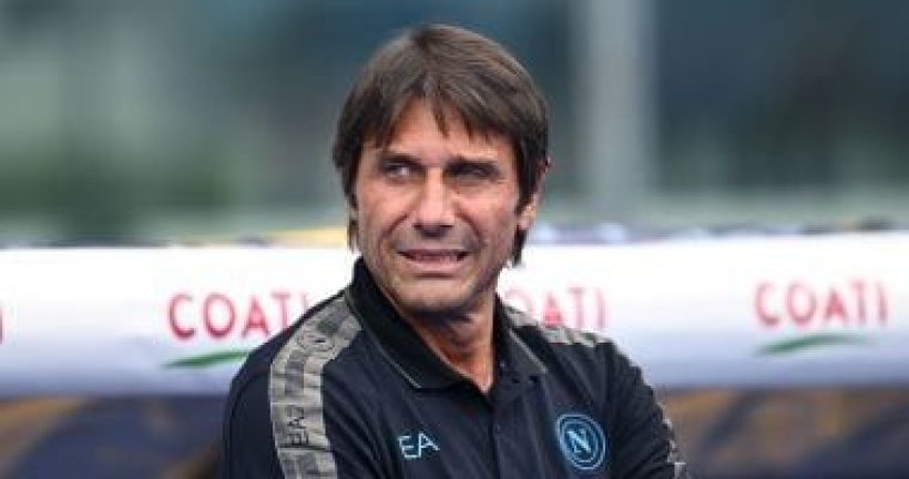نابولي يفتح الباب أمام انتقال كونتي لتدريب إيطاليا