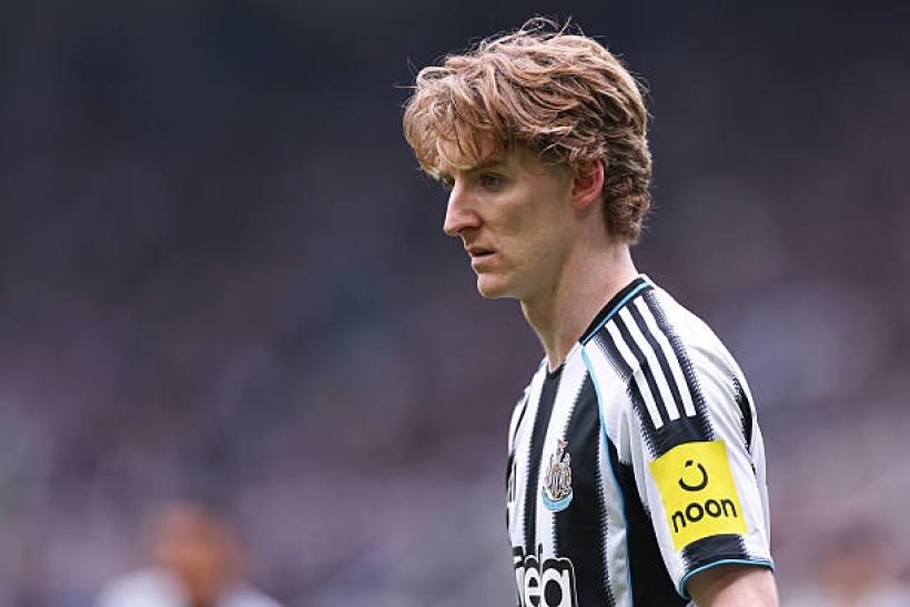 نيوكاسل يحدد سعر بيع جوردون وسط اهتمام بايرن ميونيخ